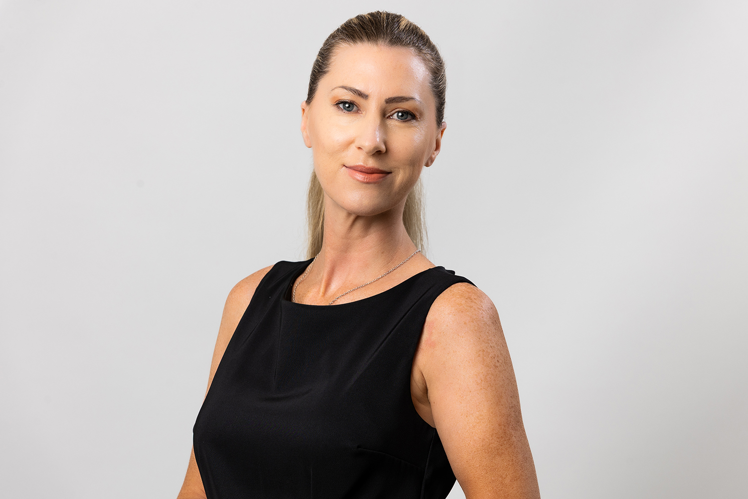 Headshot Kirsten Lapham