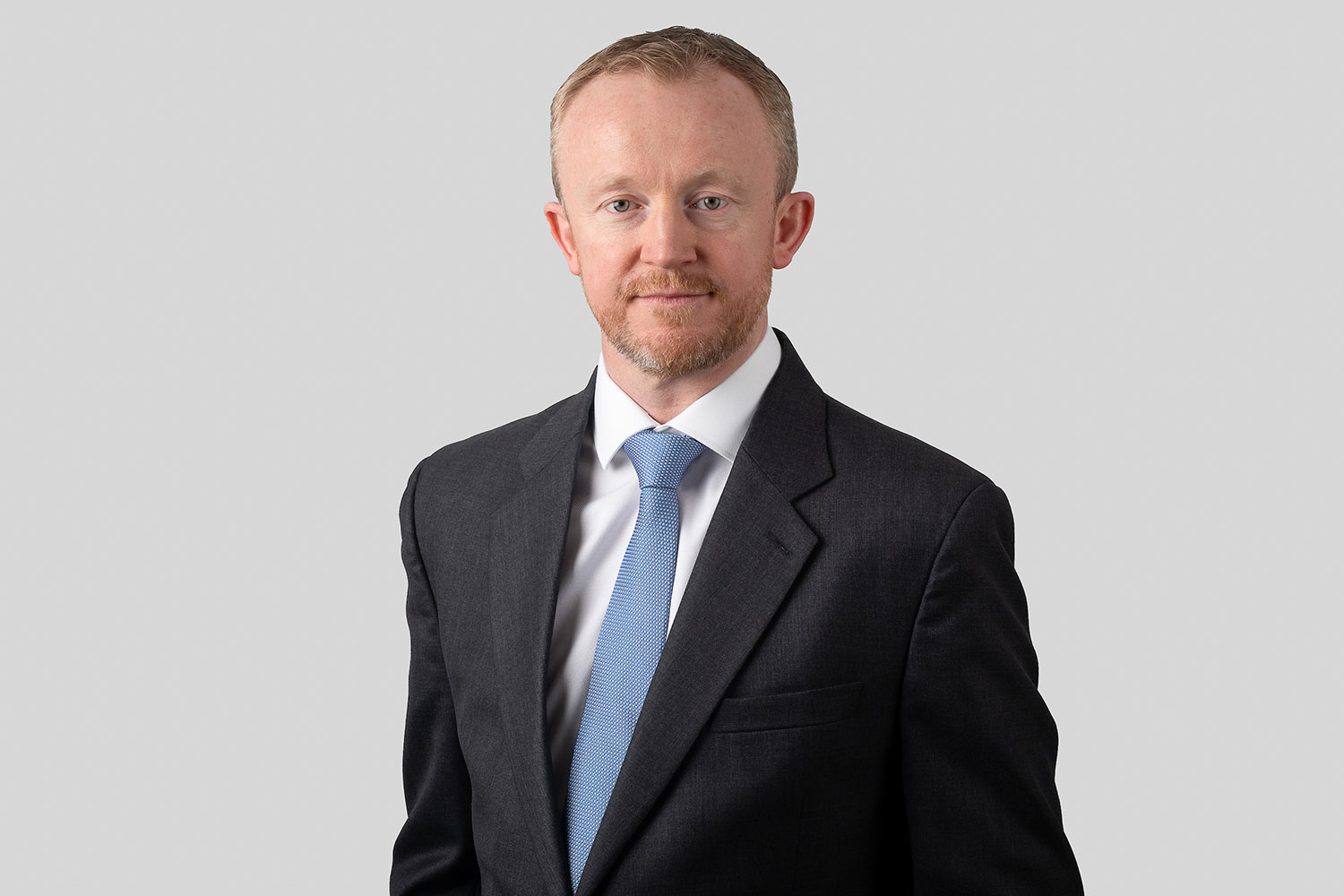 Headshot Andy Carpenter