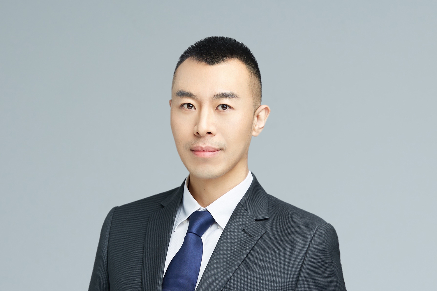 Headshot of Davy Guan