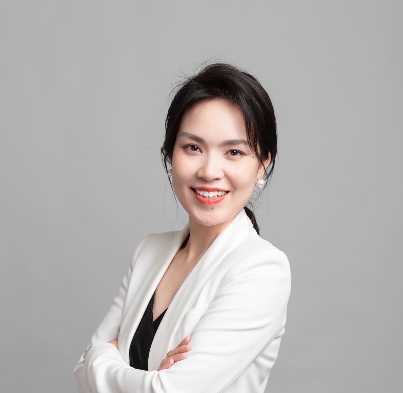 Headshot Sophie Zhong